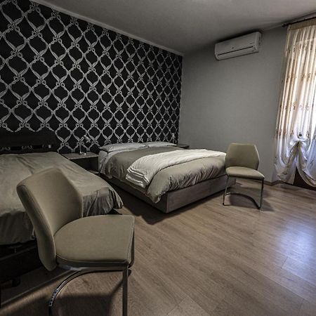 Il Triclinio B&B Πιάτσα Αρμερίνα Εξωτερικό φωτογραφία