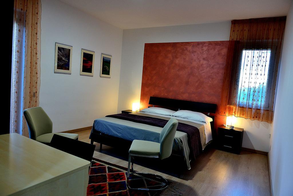 Il Triclinio B&B Πιάτσα Αρμερίνα Εξωτερικό φωτογραφία