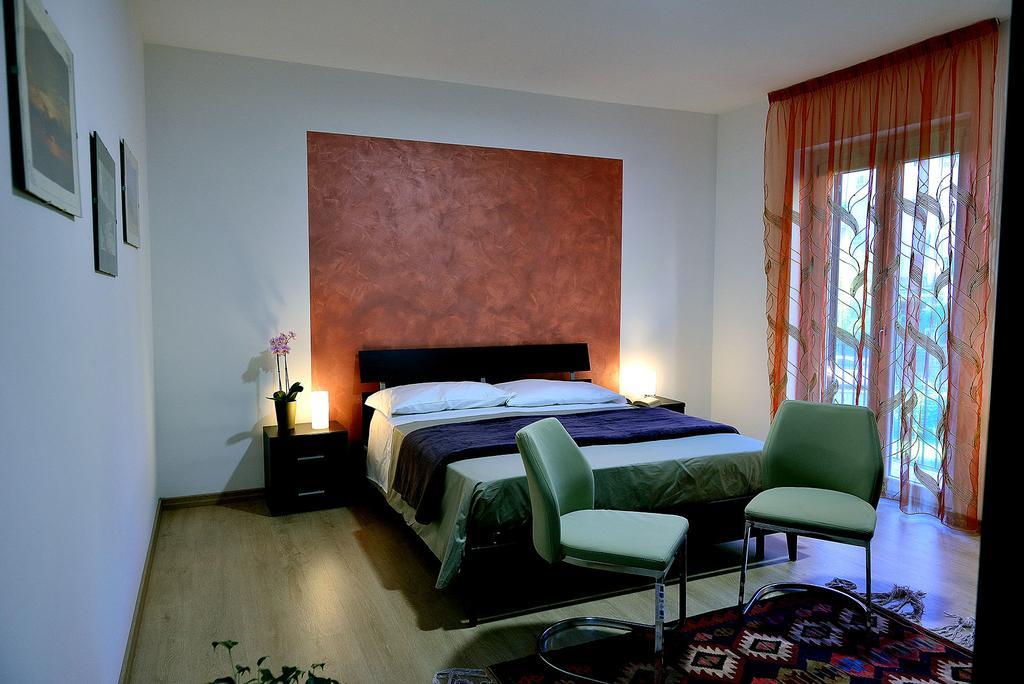 Il Triclinio B&B Πιάτσα Αρμερίνα Εξωτερικό φωτογραφία